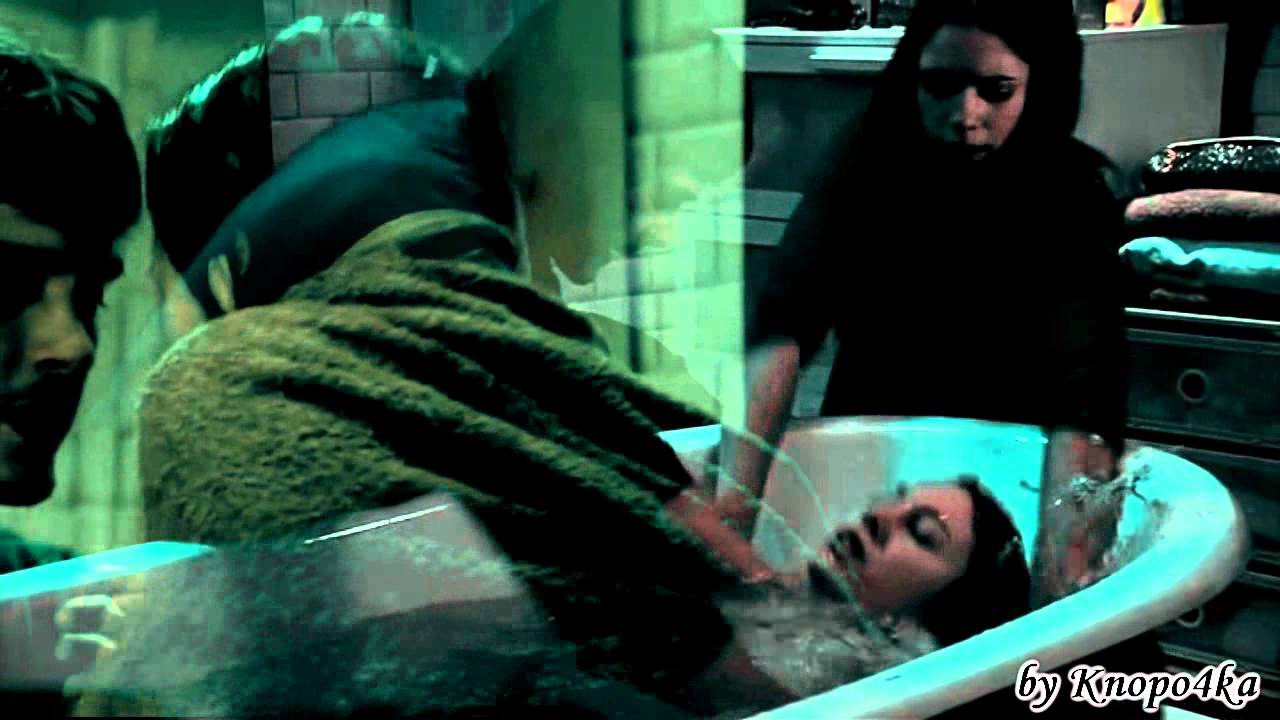 Iván/Julia - Awake And Alive