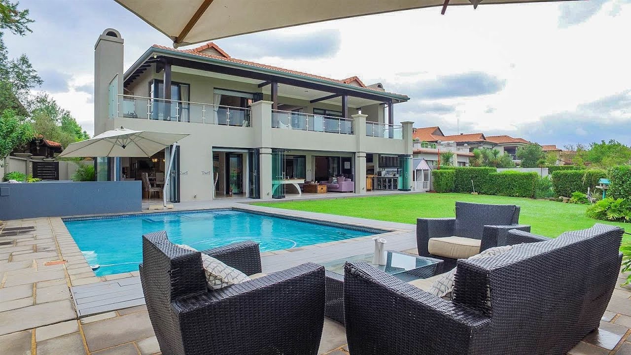 5 Bedroom House for sale in North West | Hartbeespoort Dam | Pecanwood | 5 Bear Village |