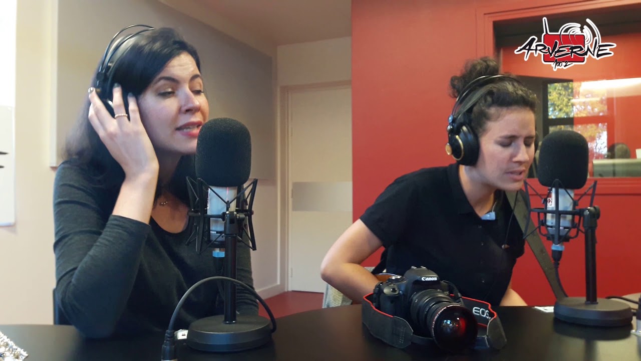 Comme John - Le mois d'ao&ucirc;t (live Radio Arverne)