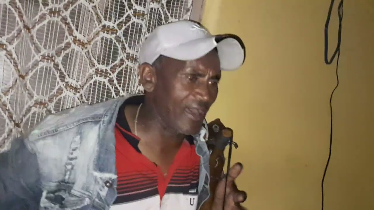 #Ethiopian ዘንዘልማ ወንዙን አትመነው ደም ሚያሞቅ ቀረርቶ በሰጠ ዘበኛው best cultural masinko music by sete zebegna.