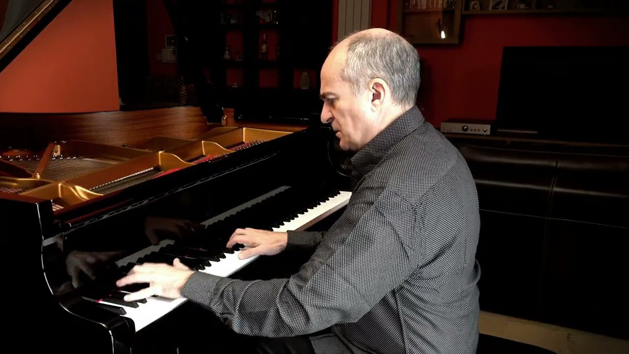 Maurice Ravel “Une barque sur l'Océan” - Antonello Manco, piano