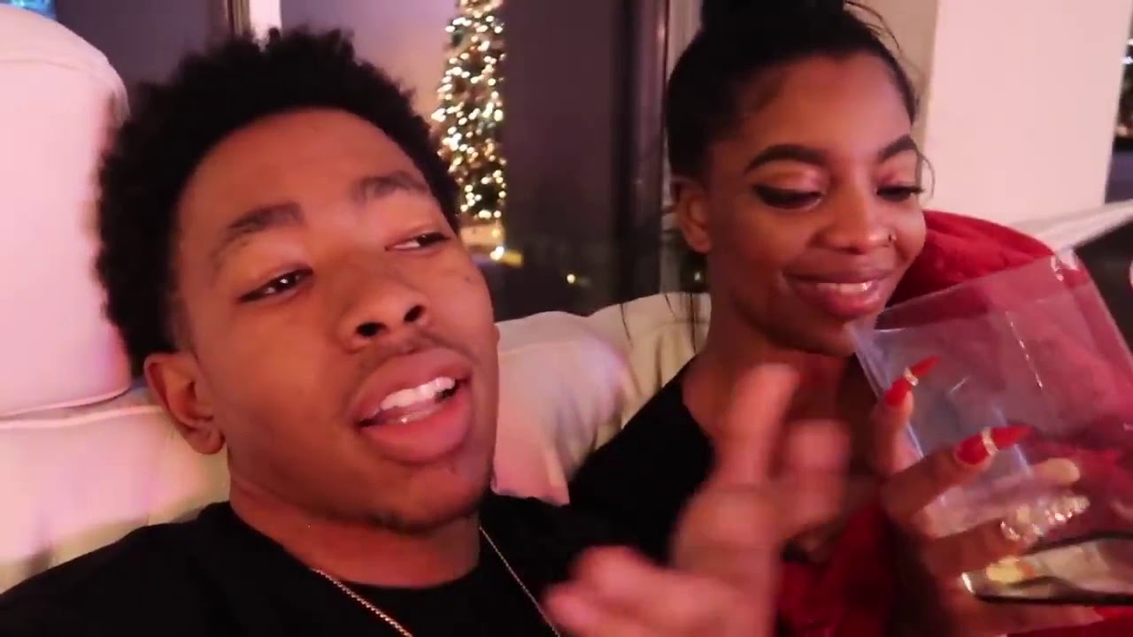 Vlogs By DK4L! CRAZY LATE NIGHT GROCERY SHOPPING VLOGMAS DAY 3