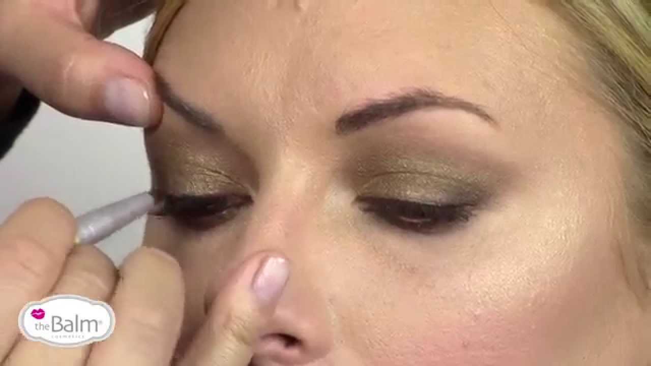 How-To: Nude Tude Eyeshadow Palette