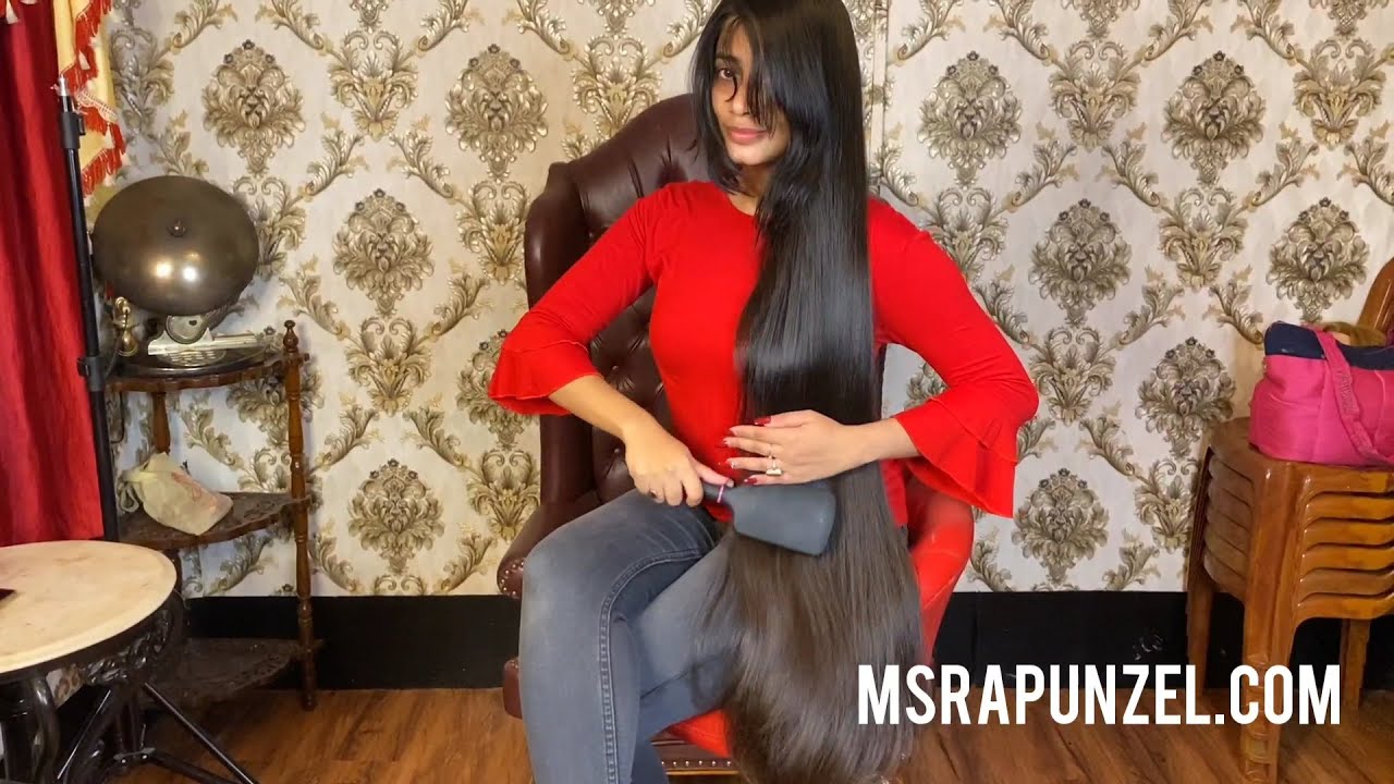MsRapunzel | Hairflips and Bundrops Galore with Classic Length Hair