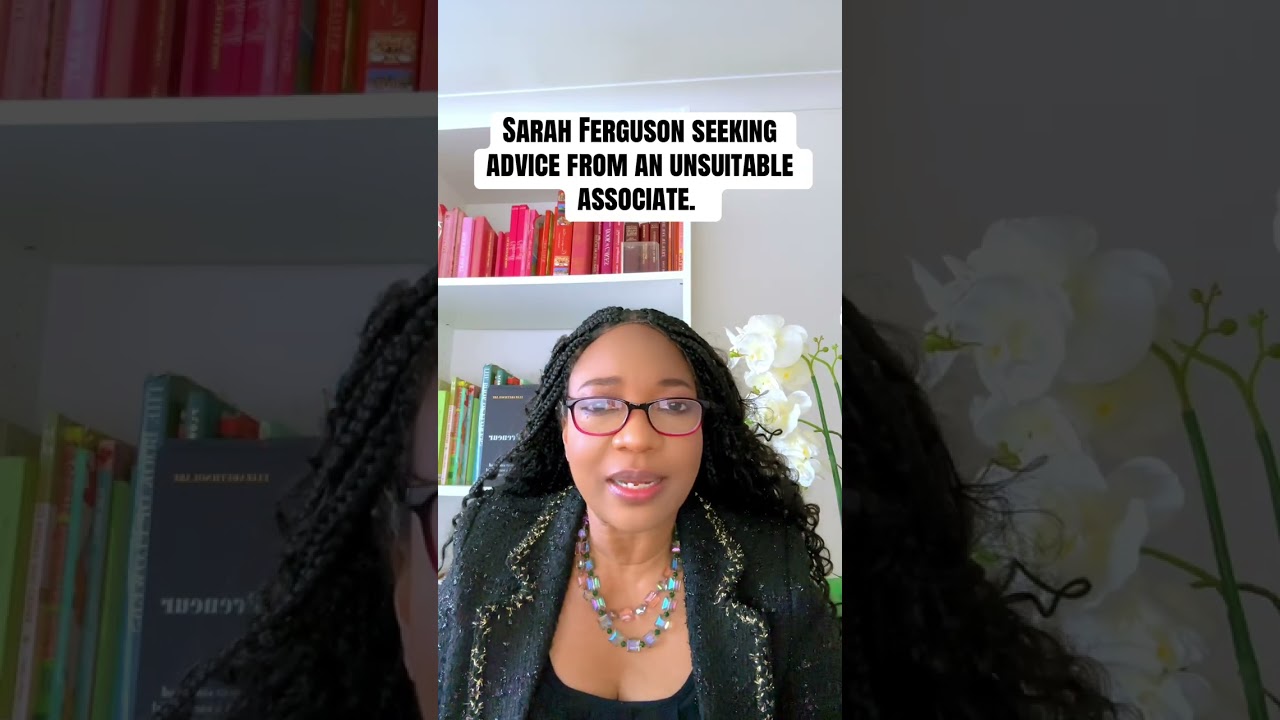 Сара Фергюсон обращается за советом к неподходящему сотруднику.