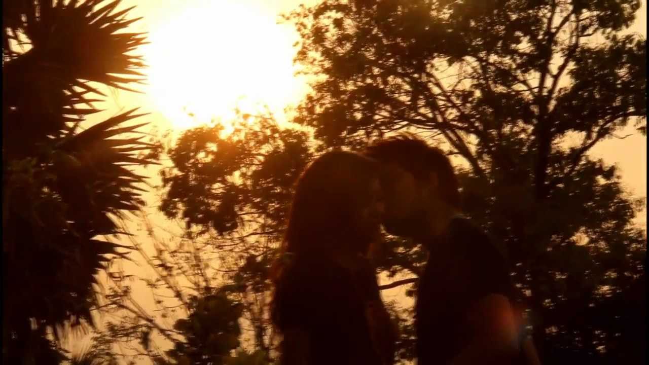 Manith ft. Molinna - Pink Day [MV]