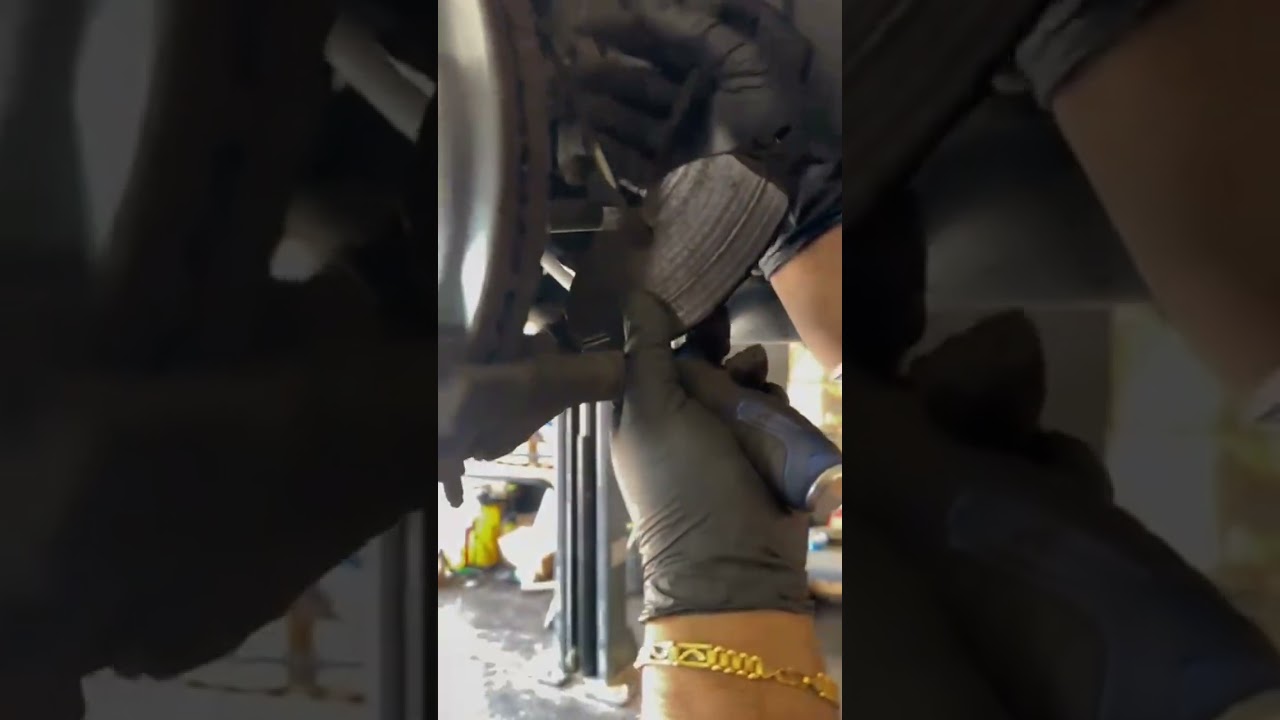 How to Replace Brake Discs & Pads on Audi Q2 1.4 TFSI (S Line)