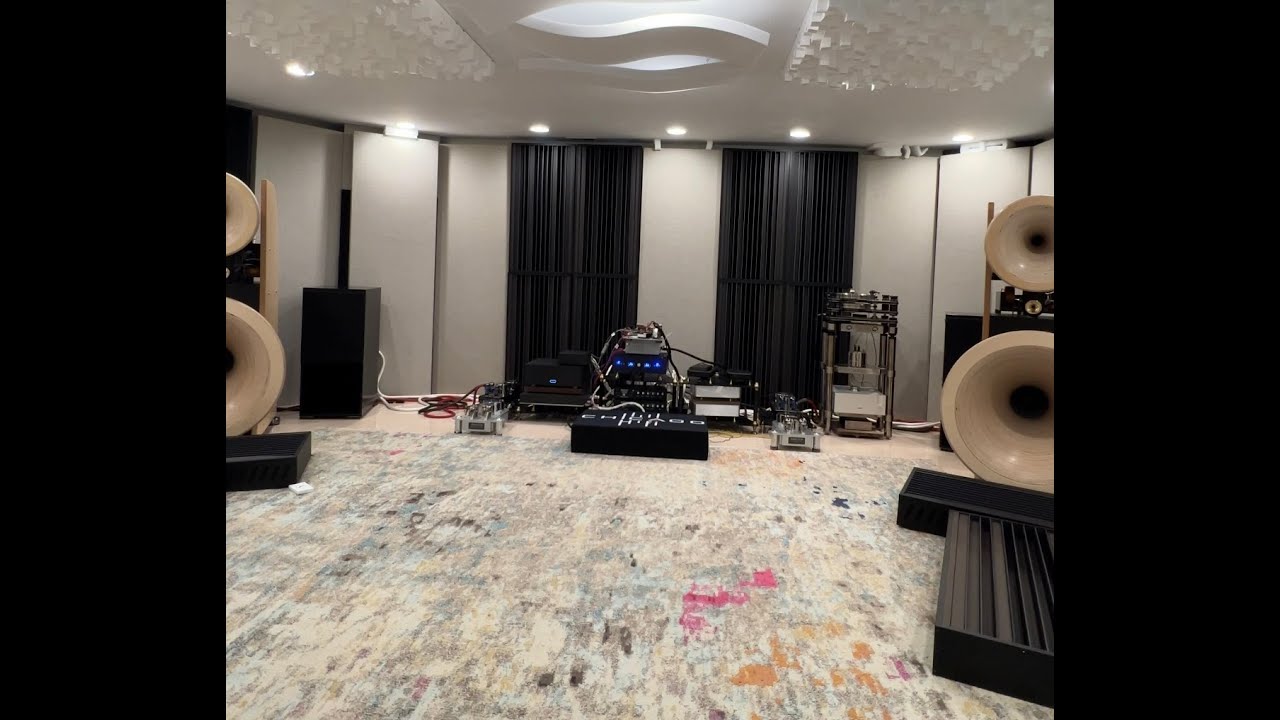 Cessaro Alpha Loudspeaker + Taiko Extreme + Kronos + DIY Vassil Interview -- He Prefers Digital!