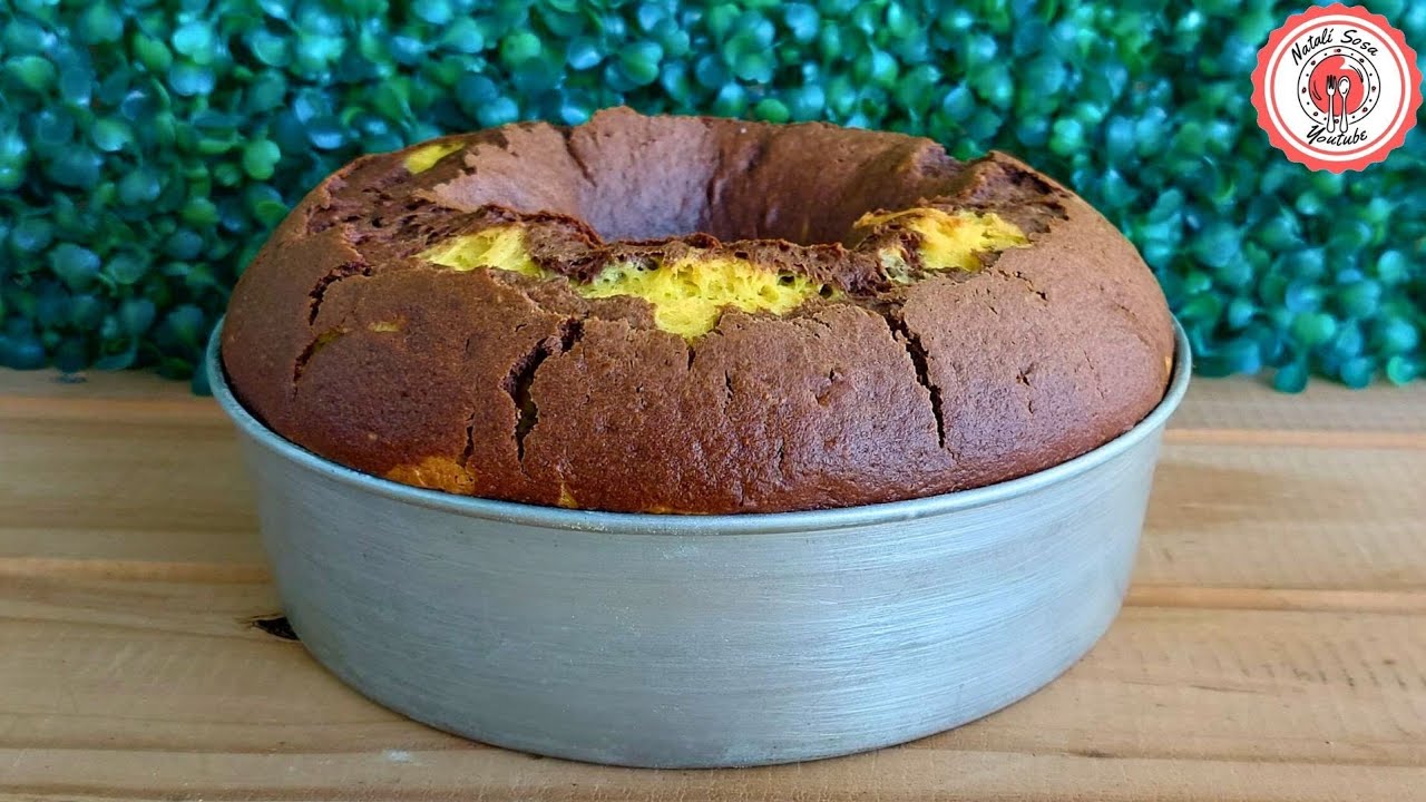 GIGANTE BIZCOCHUELO DE MANDARINA Y CHOCOLATE. / receta facil y economica!!!