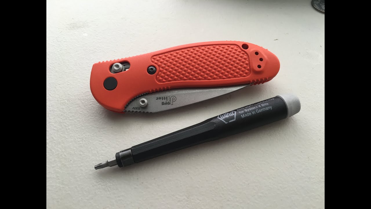 How to disassemble and maintain your Benchmade Ritter Griptilian Pocketknife