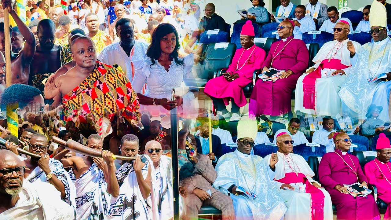 New Juaben Manhene Nana Kwaku Boateng Arrives For  His Annual Thanksgiving Service 