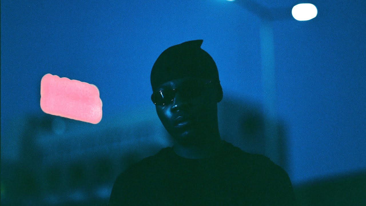 5. IAmLegend [Official Visualiser]