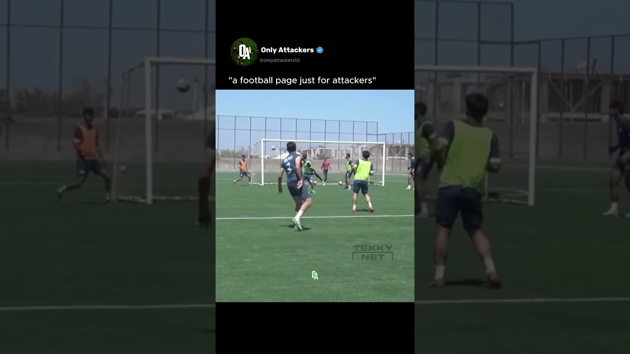 Goalkeeper had no chance vs this strike 💥