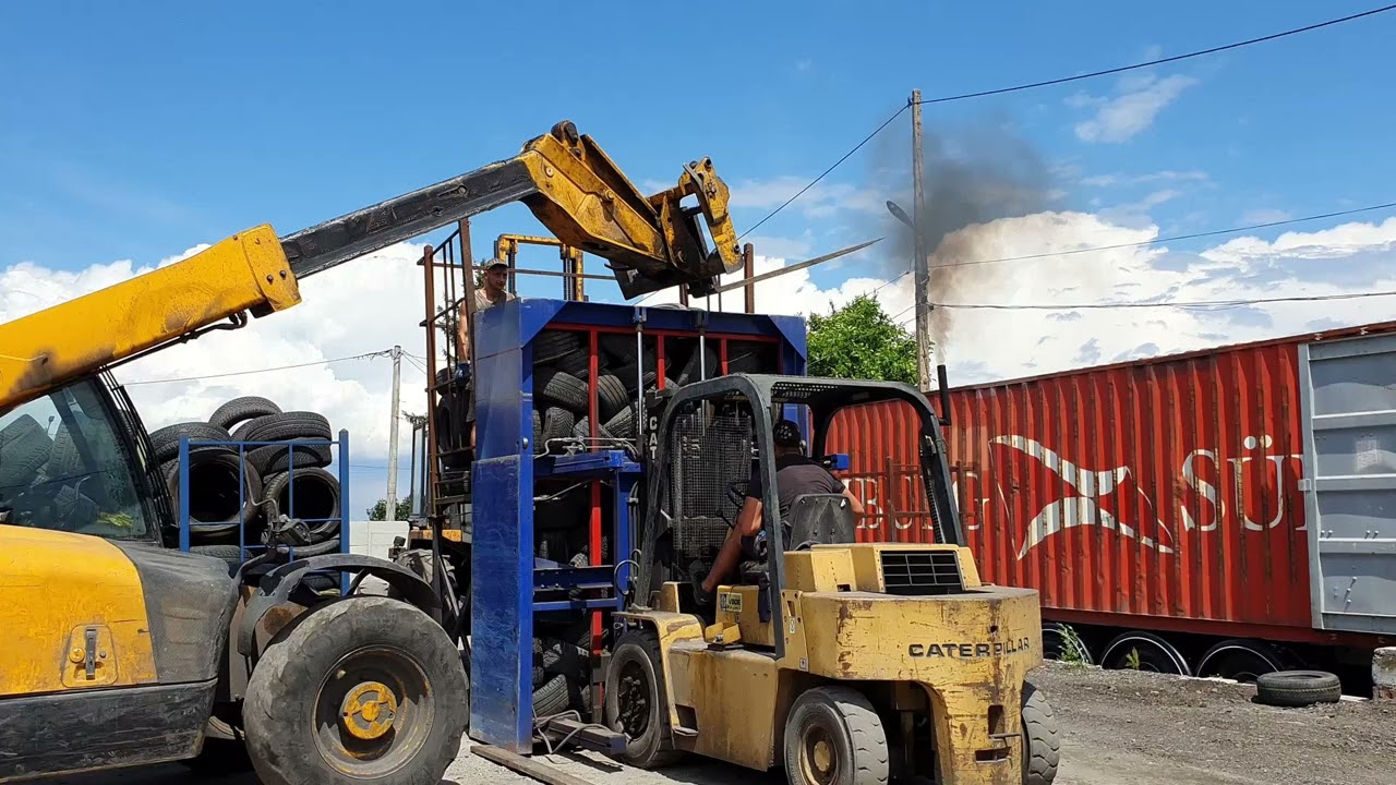 COTON COT-8 tyre loading press - packing more tyres into a container