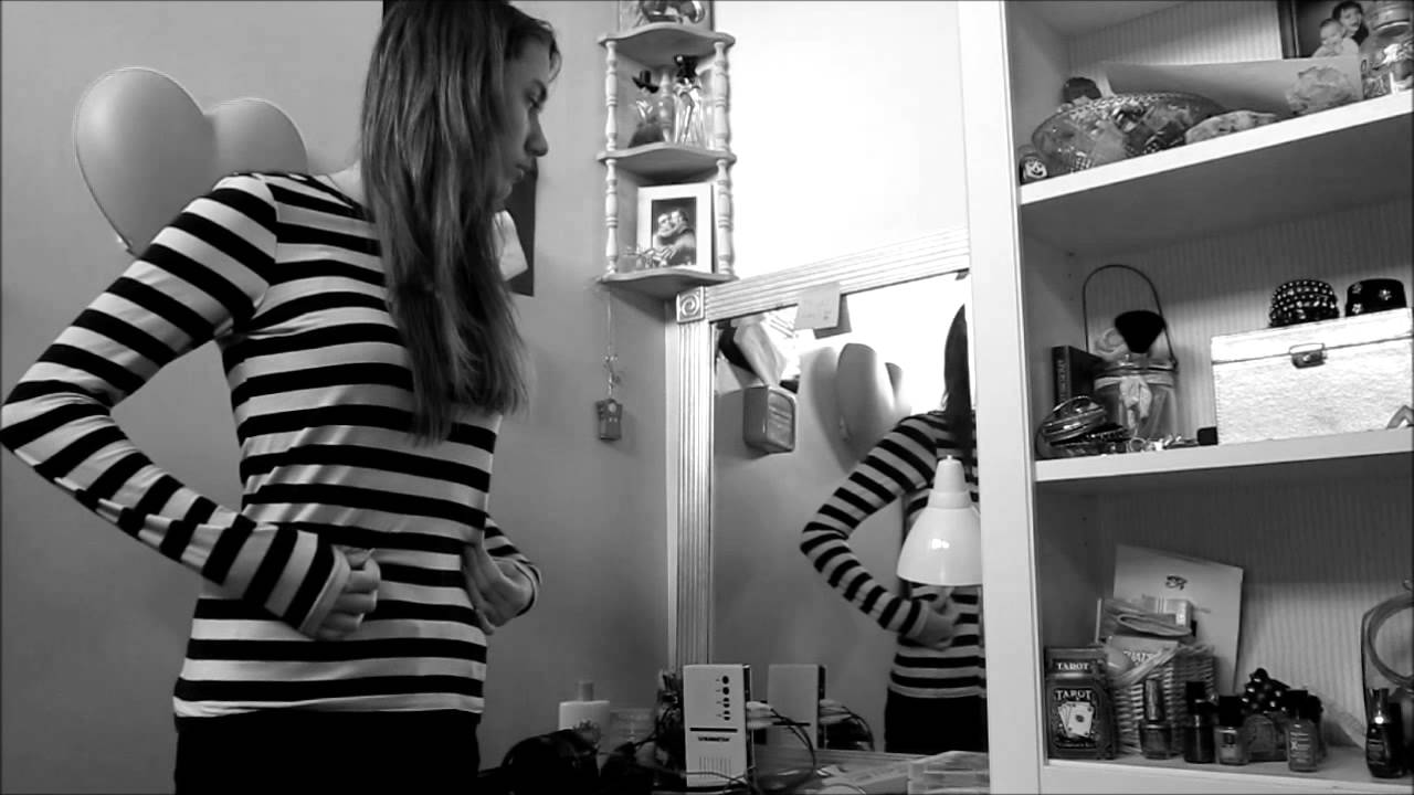 When She Cries - Britt Nicole (MUSIC VIDEO)