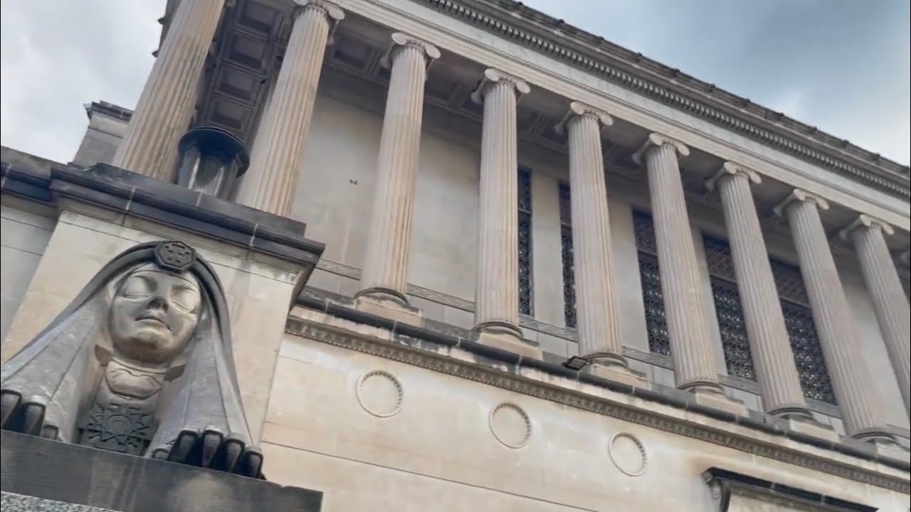 Sphinxes In Kansas City * Throwback Boots On The Ground