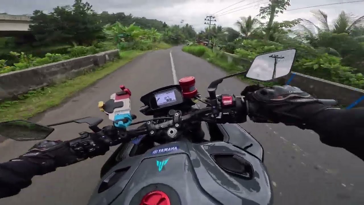 POV RIDE YAMAHA MT-10 ARROW EXHAUST + QUICKSHIFTER