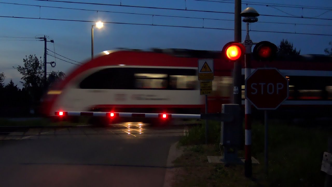 Przejazd kolejowy Września ul. Sokołowska | Railroad Crossing in Poland