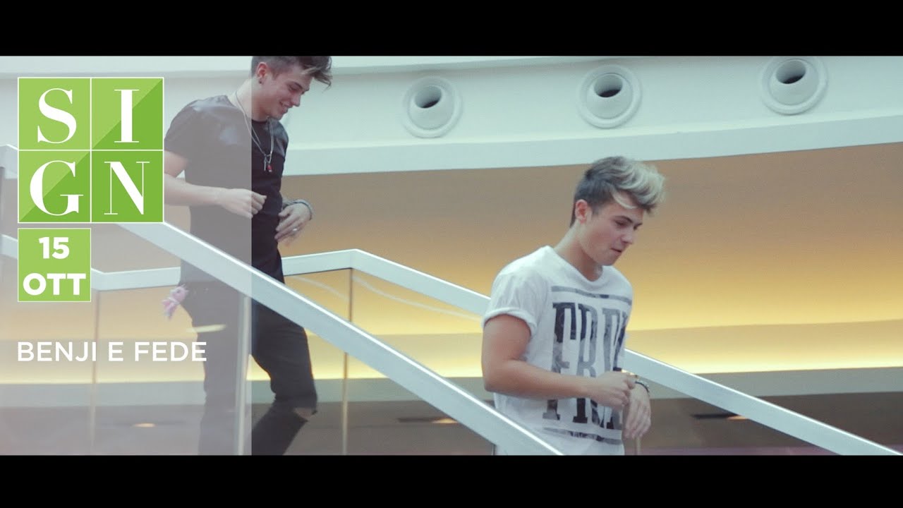 Benji & Fede @ CCCampania 15/10/2015 feat. Mondadori Megastore