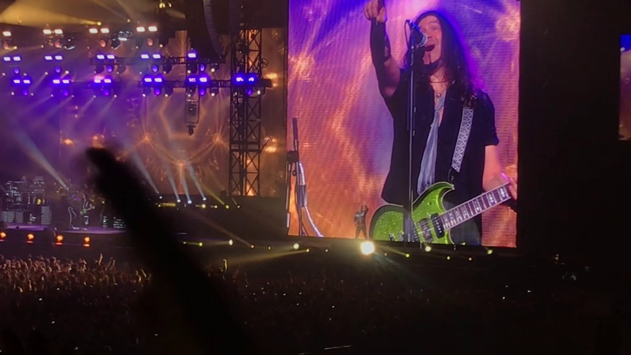 Bon Jovi Live at Osaka,Japan2018 Lay Your Hands On Me〜Wanted Dead Or Alive