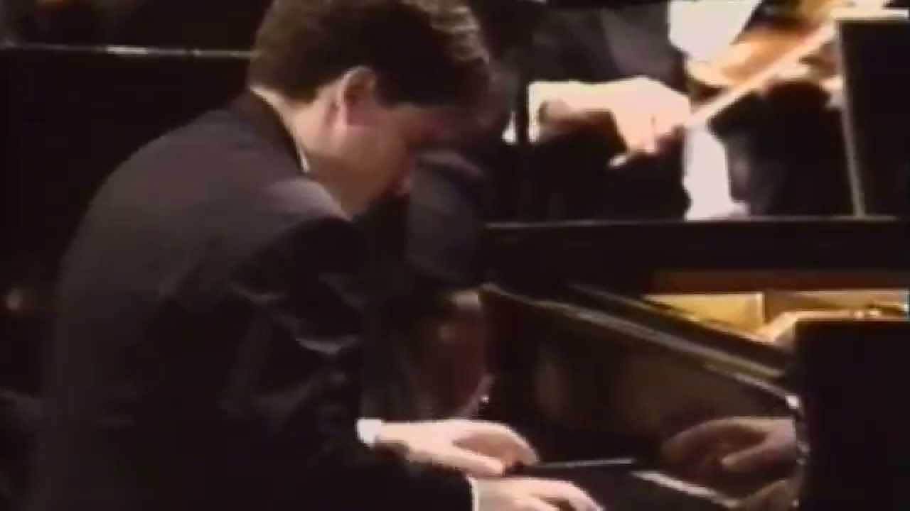 SIMONE PEDRONI plays RACHMANINOFF Piano Concerto n.2 op.18 (III)