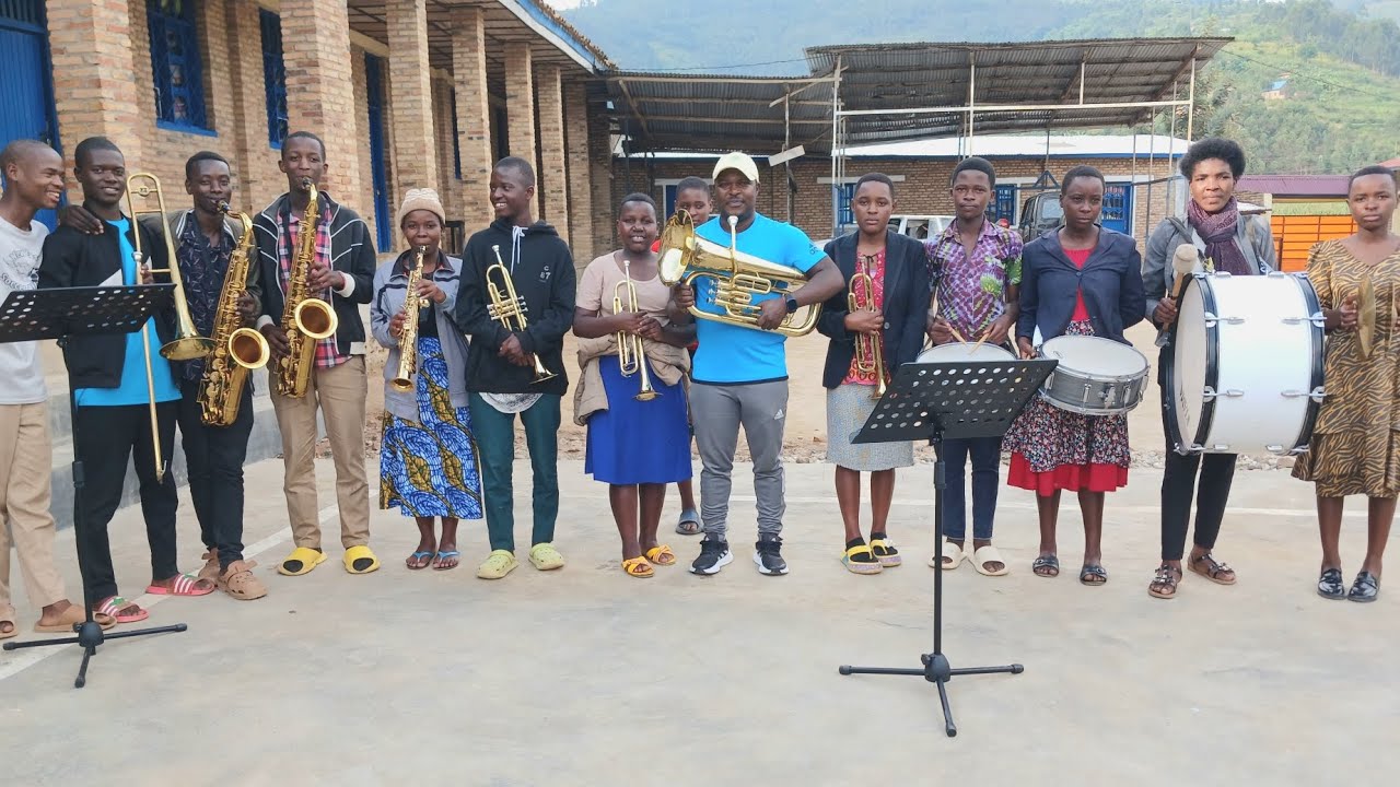 CralleneSport tv 🎶 Reba uko abanyeshuli badasanzwe biga Cyungo TSS bavuza Famfare