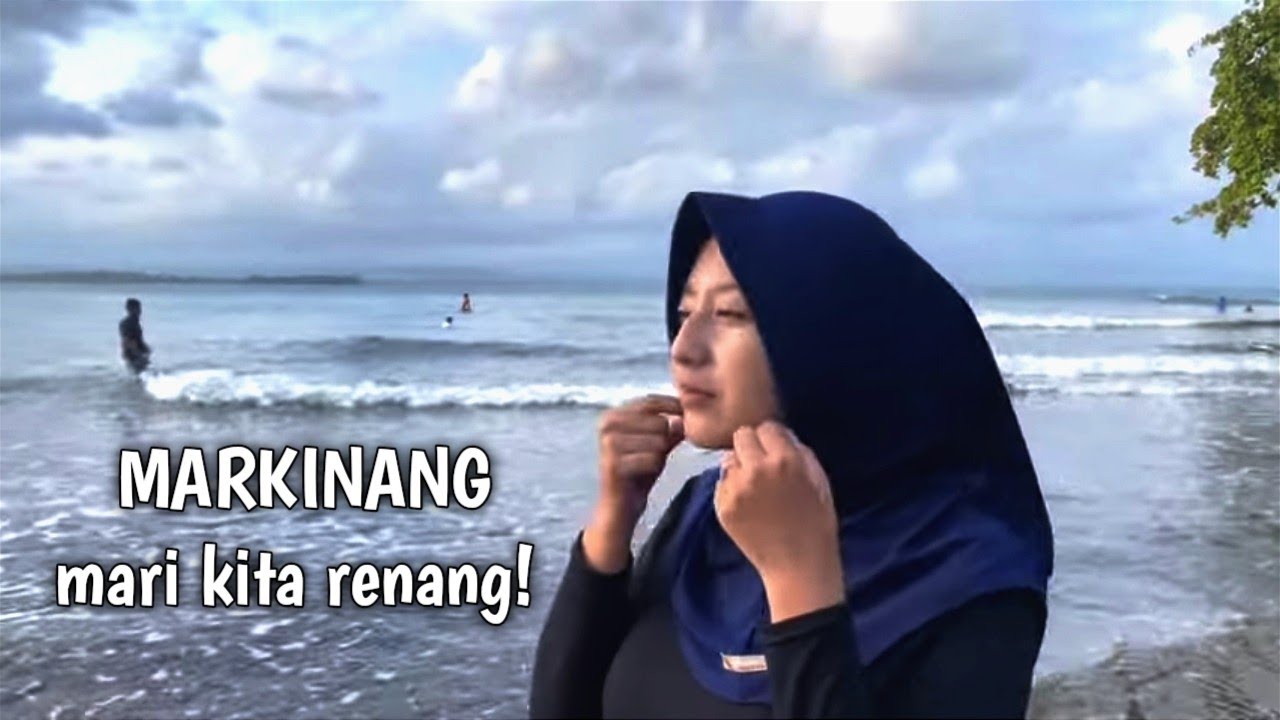 BATUKARAS DENGAN OMBAKNYA YANG TENANG