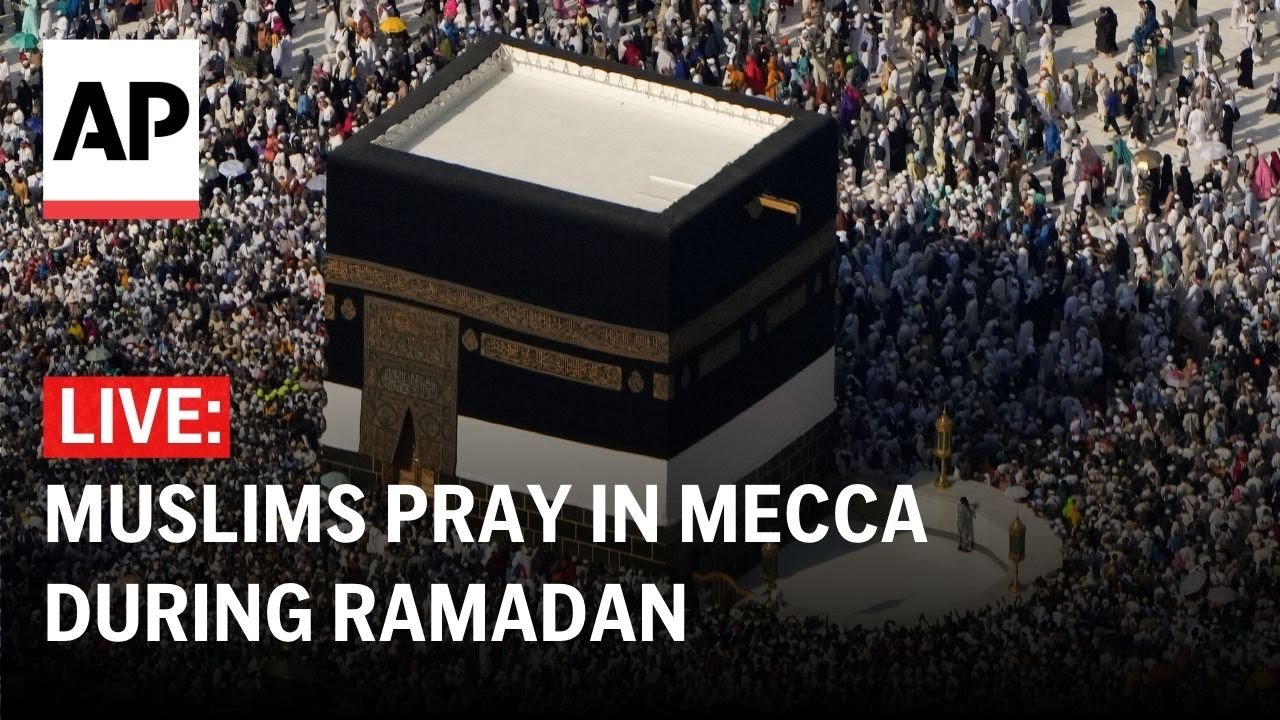 Ramadan LIVE: Muslims pray at the Grand Mosque in Mecca