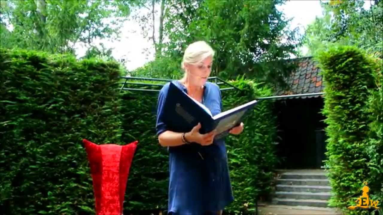 Irene Moors - BN'ers lezen voor - Taalweken 2014 - @Efteling