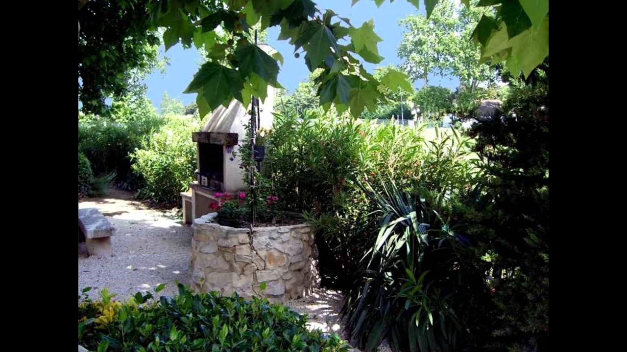 Location Gites en Provence_ Mas de Saint-andiol, Maset  Les Glycines