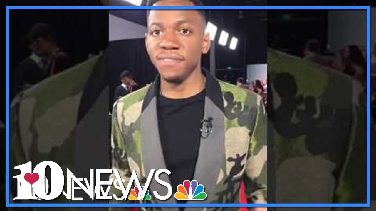 Chris Blue on the red carpet after 'Voice' Finale performances