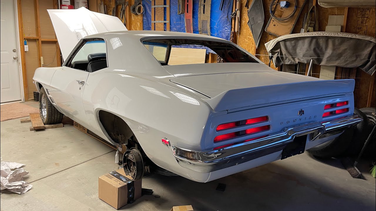 1969 Pontiac Firebird 400 with fat cam!