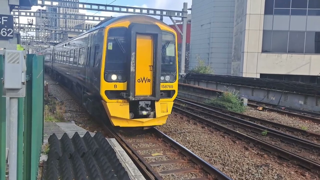 Trains at: Cardiff Central SWML