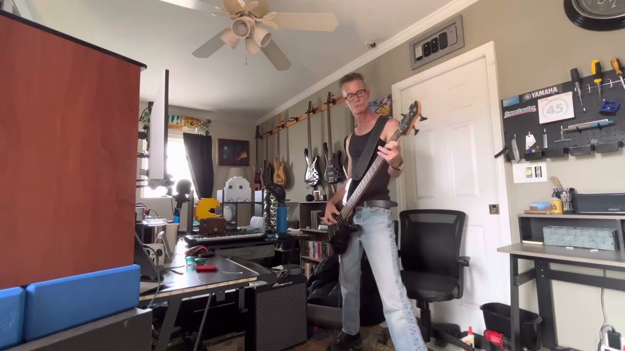 How You Remind Me. Huge Sound From a Yamaha TRBX 174
