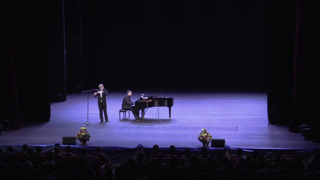 S. Rachmaninov. &laquo;Vocalise&raquo; arranged for flute and piano by Yu. Dolzhikov.