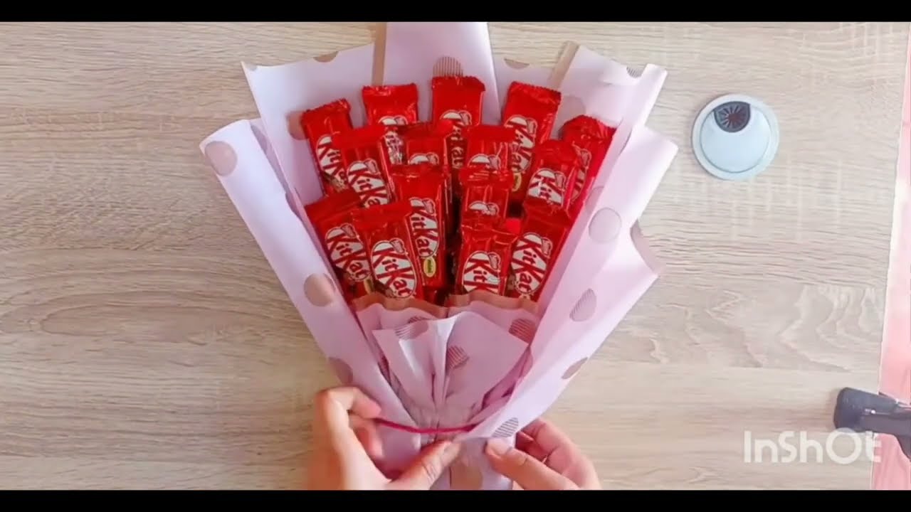Kitkat Bouquet tutorial Chocolate bouquet idea