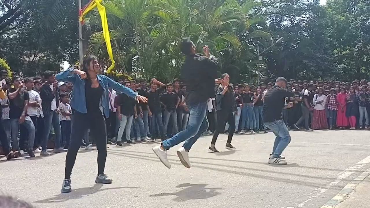 Flashmob | Dr Ambedkar institute of technology Bangalore | aakar 2k22 from civil branch @drait