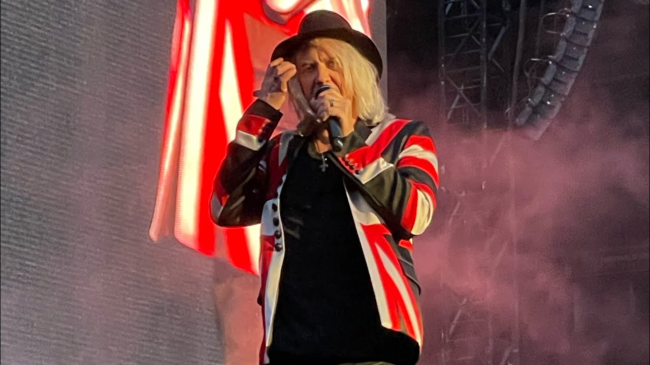 Def Leppard:- &ldquo;Animal&rdquo; Live at Bramall Lane Stadium, Sheffield, UK, 22/5/23