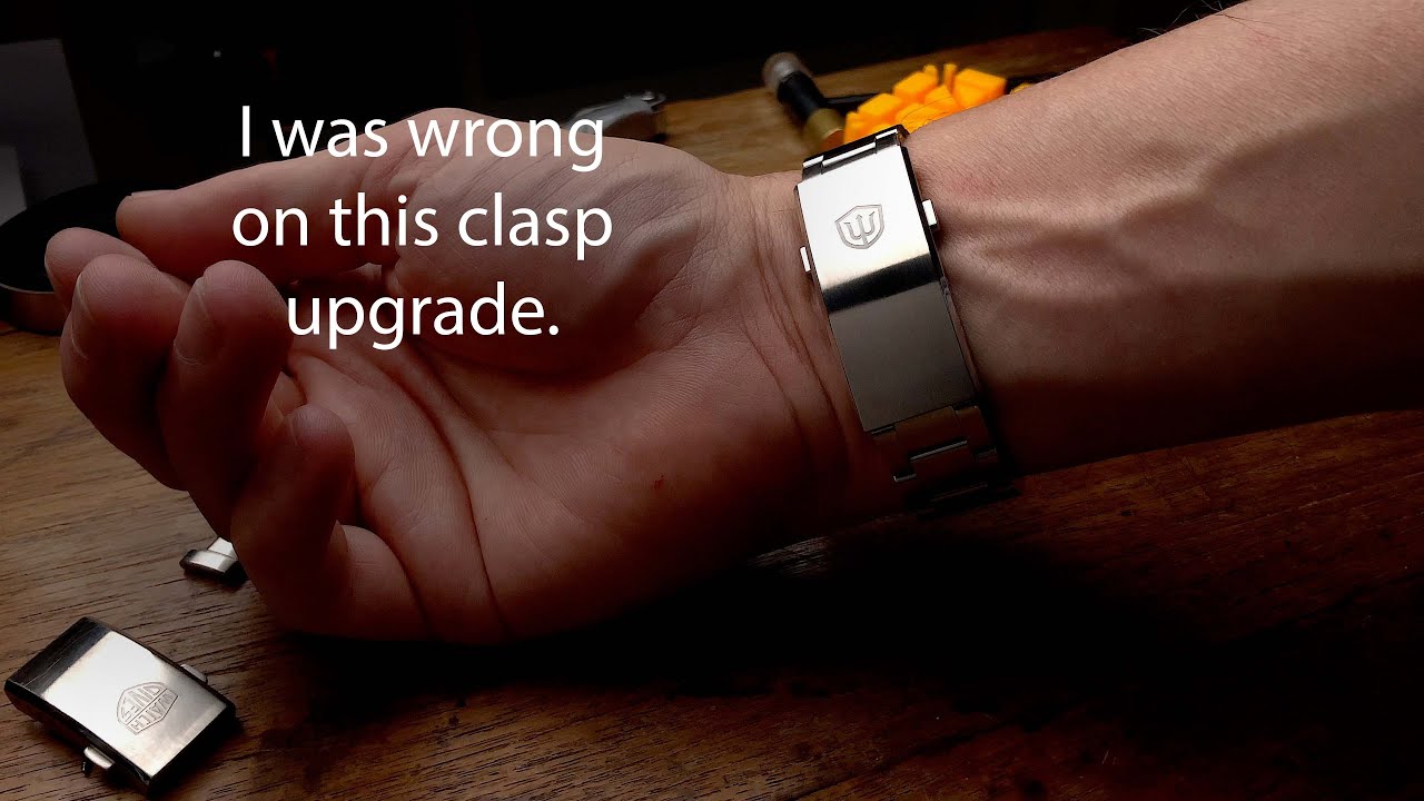 Watchdives toolless clasp for 3-link bracelets. Installation corrected, better, but is it best?