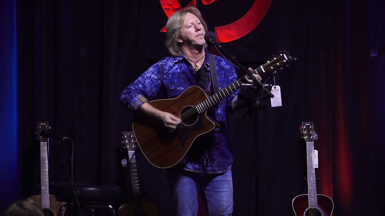Robbie Calvo - Yamaha A4K - Line 6 Helix - Yamaha Stagepas 1k