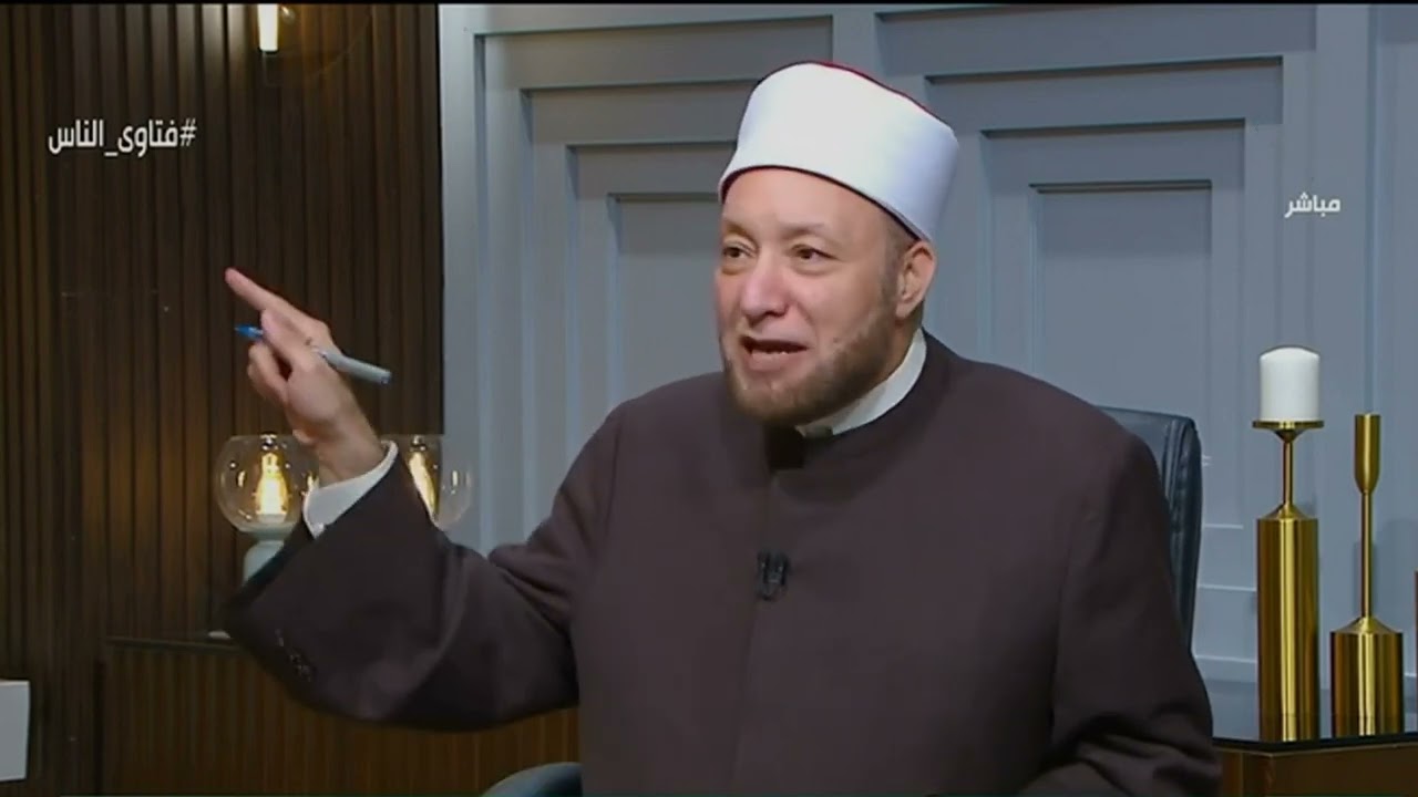 متصلة: هجيب قرض من البنك اشتري بيه شقة فهل دا حرام؟ د. عويضة عثمان أمين الفتوى يُجيب