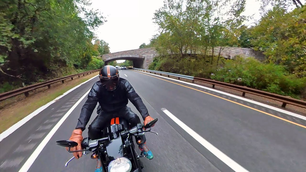 Relaxing Harley-Davidson NYC road trip to Bear Mountain summit