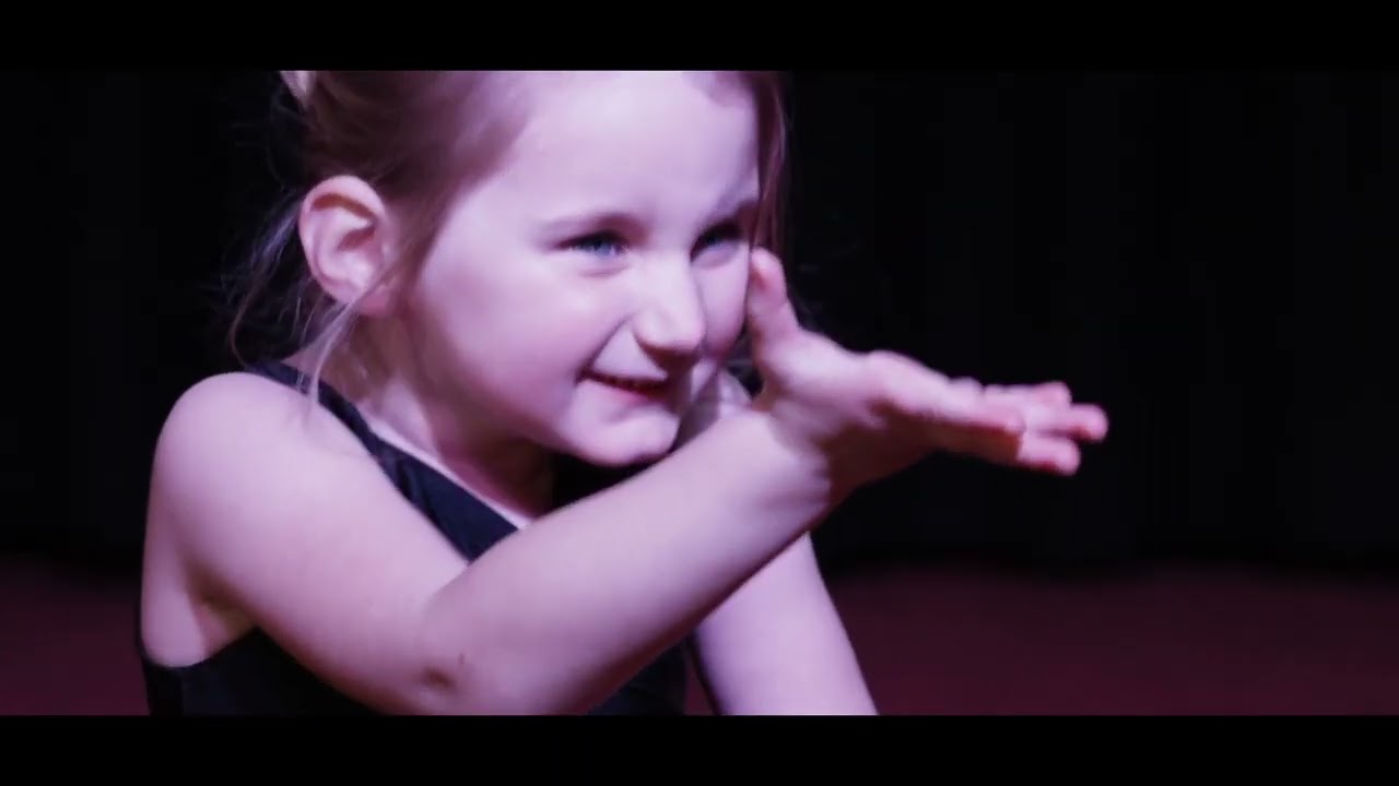 Dance at Castle Court
