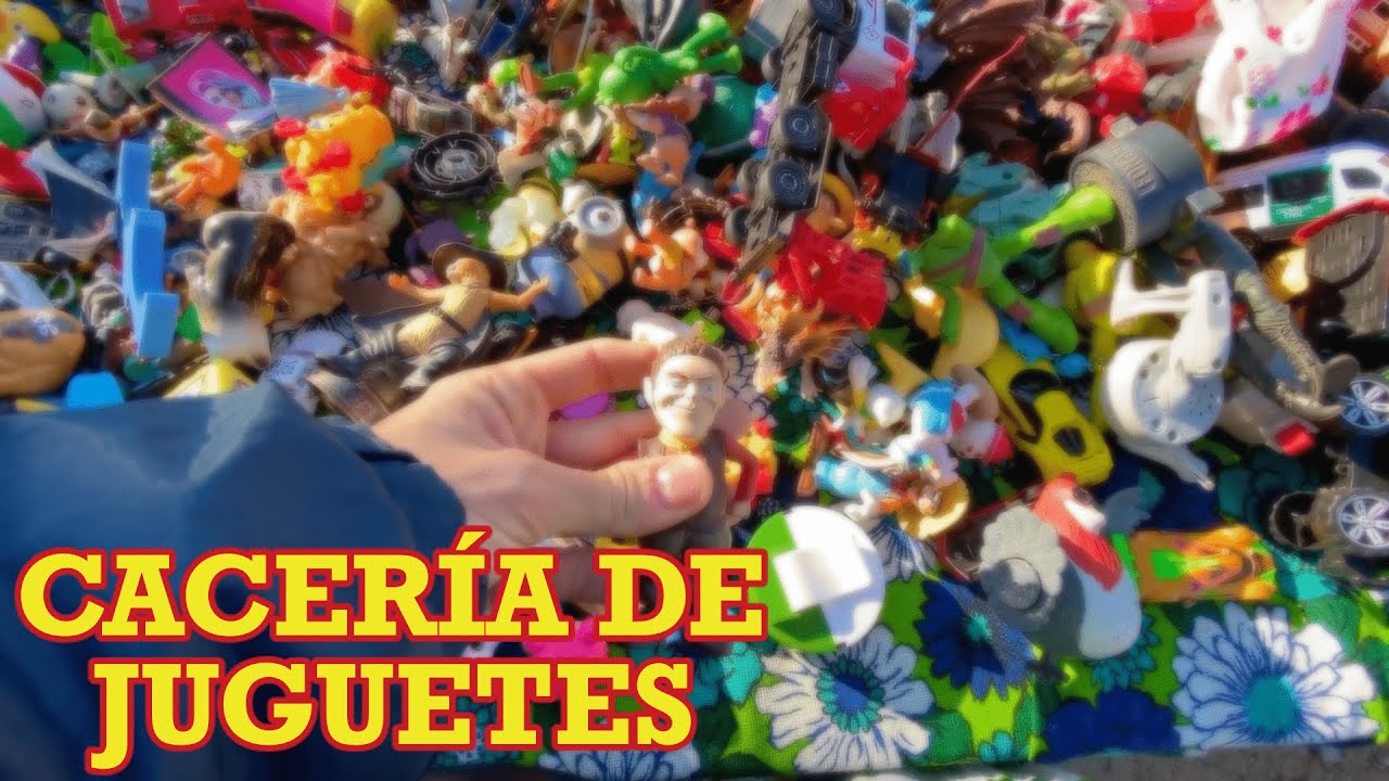 BUSCANDO JUGUETES de DISNEY y PIXAR en el TIANGUIS / MERCADILLO / RASTRO 👀