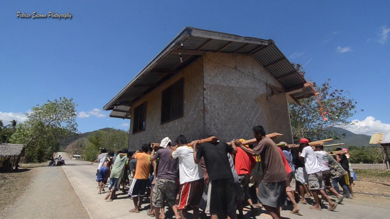 Bayanihan,  Philippine tradition