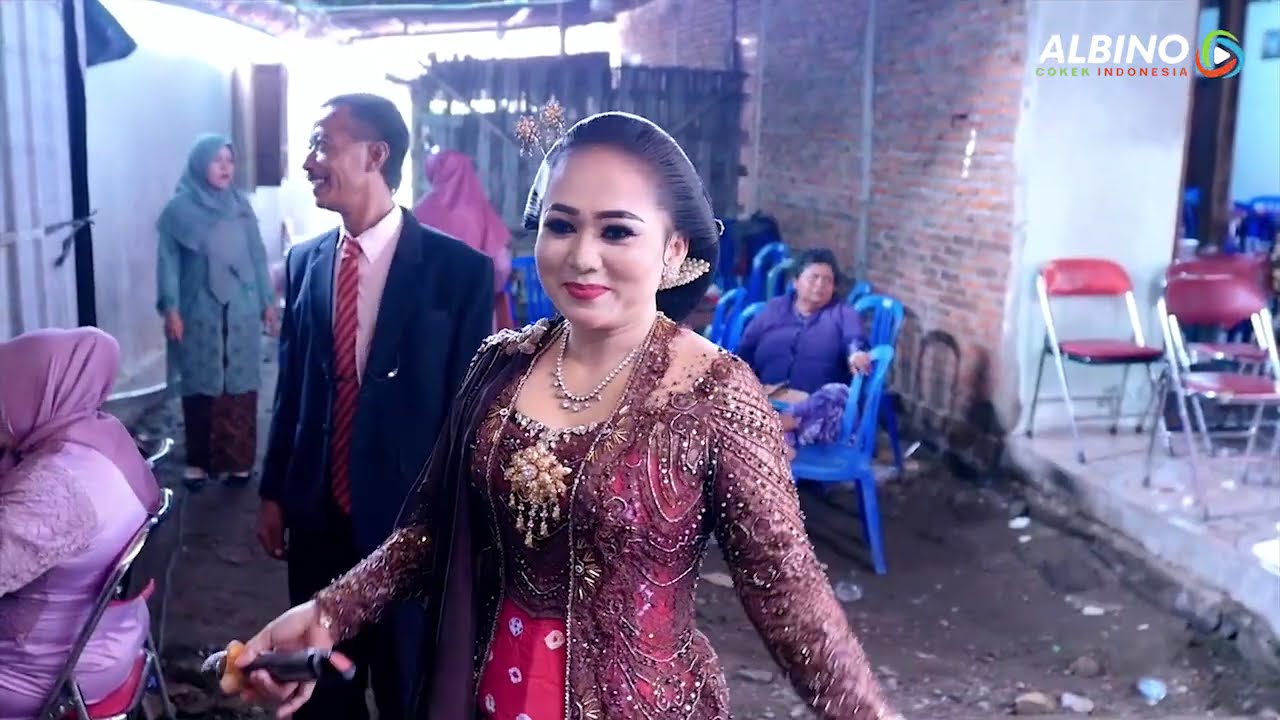 RIRIK SINDHEN COKEK SRAGENAN JOSH...!!