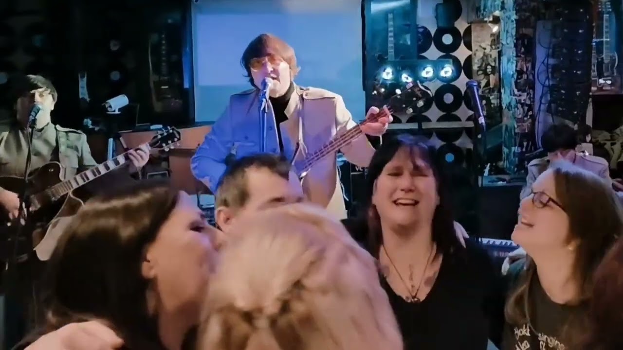 Hey Jude (& dedications) cover by Love The Beatles at The Swan Stourport 25.1.26 