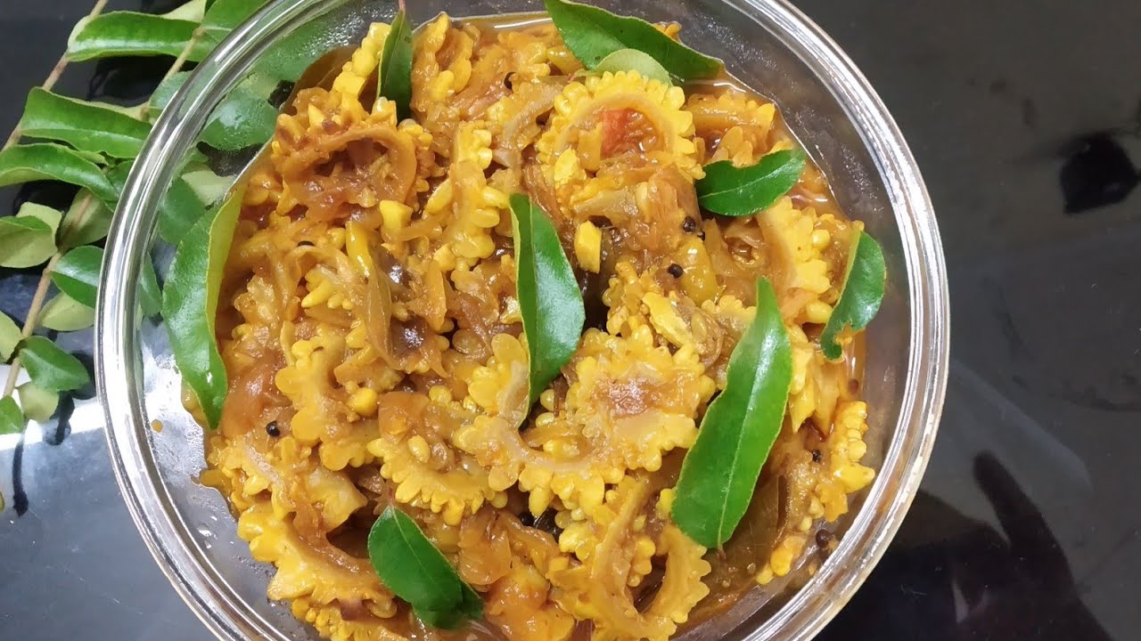 Pavakka curry / bitter guard curry with no bitterness/ kayippu ellathe pavakka curry