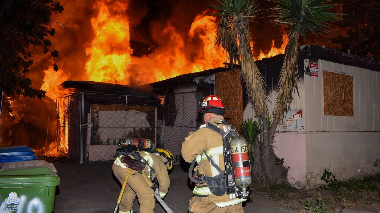 LAFD Battles Vacant House Fire: Station 43 (Palms)