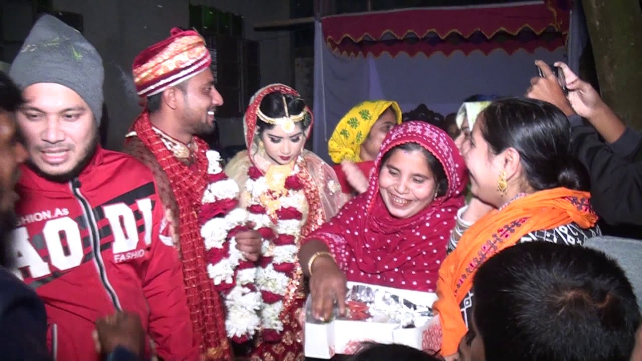 ভাইয়া ভাবিকে পেয়ে অনেক খুশি ❤ গ্রামের বিয়েতে নতুন বউ বরণ করার সময় কি হয় দেখেন, marriage sites.